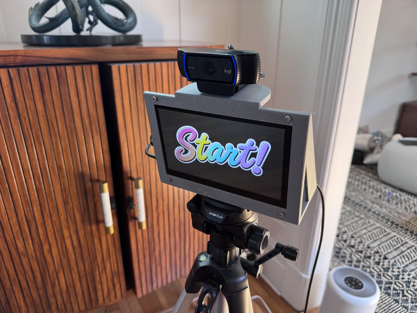 The finished booth showing the Start screen